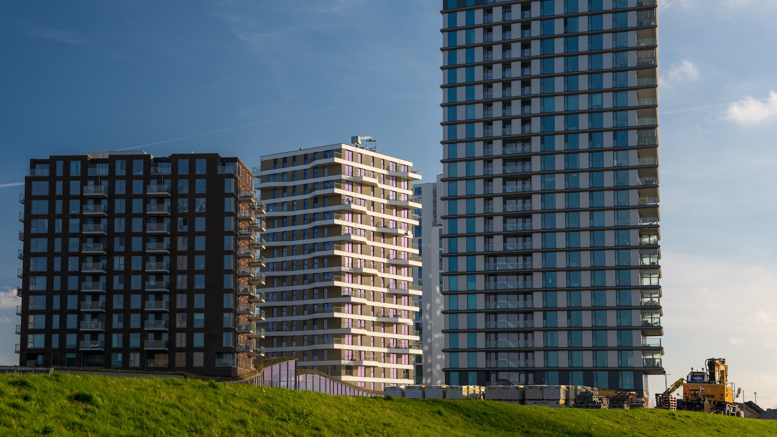 Nieuwbouwtorens in aanbouw in Almere
